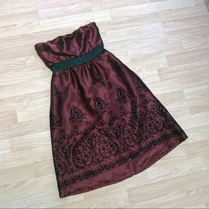 F21 Strapless Burgundy Cocktail Dress